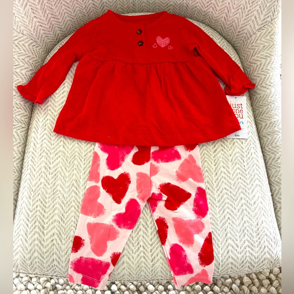 🎉SOLD!!! NWT. 6M Heart Two-Piece Set